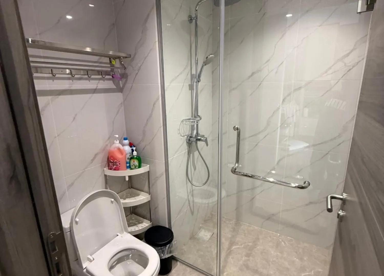 Agile Sky Home Near Pavilion Mall & Trx View Including Swimming Pool Kuala Lumpur 0*,