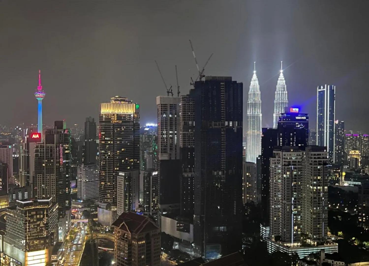 Agile Sky Home Near Pavilion Mall & Trx View Including Swimming Pool Kuala Lumpur