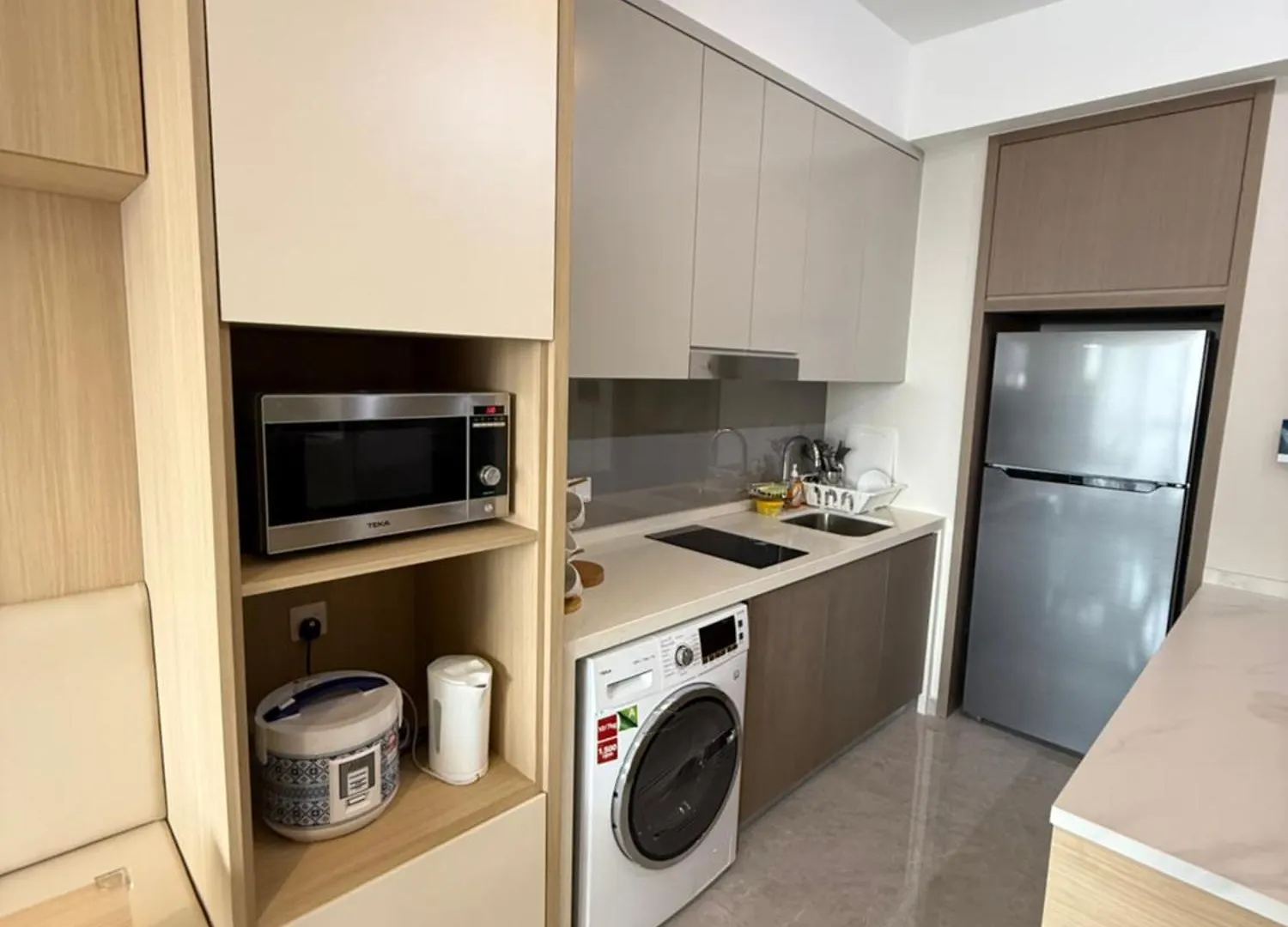 Agile Sky Home Near Pavilion Mall & Trx View Including Swimming Pool Kuala Lumpur